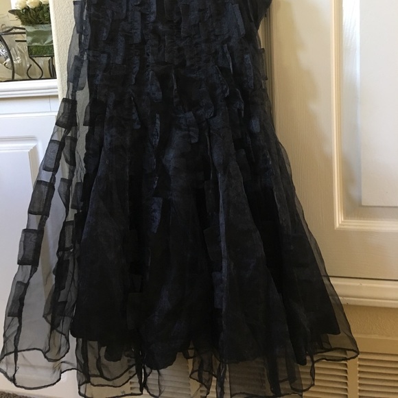 Halter mini evening dress - Picture 2 of 5